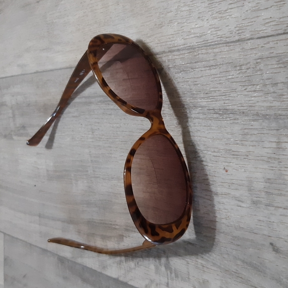 Womens Glasses Frames JM NEW YORK Acrylic Leopard Cheetah Animal Sunglasses Bi R - Picture 9 of 11